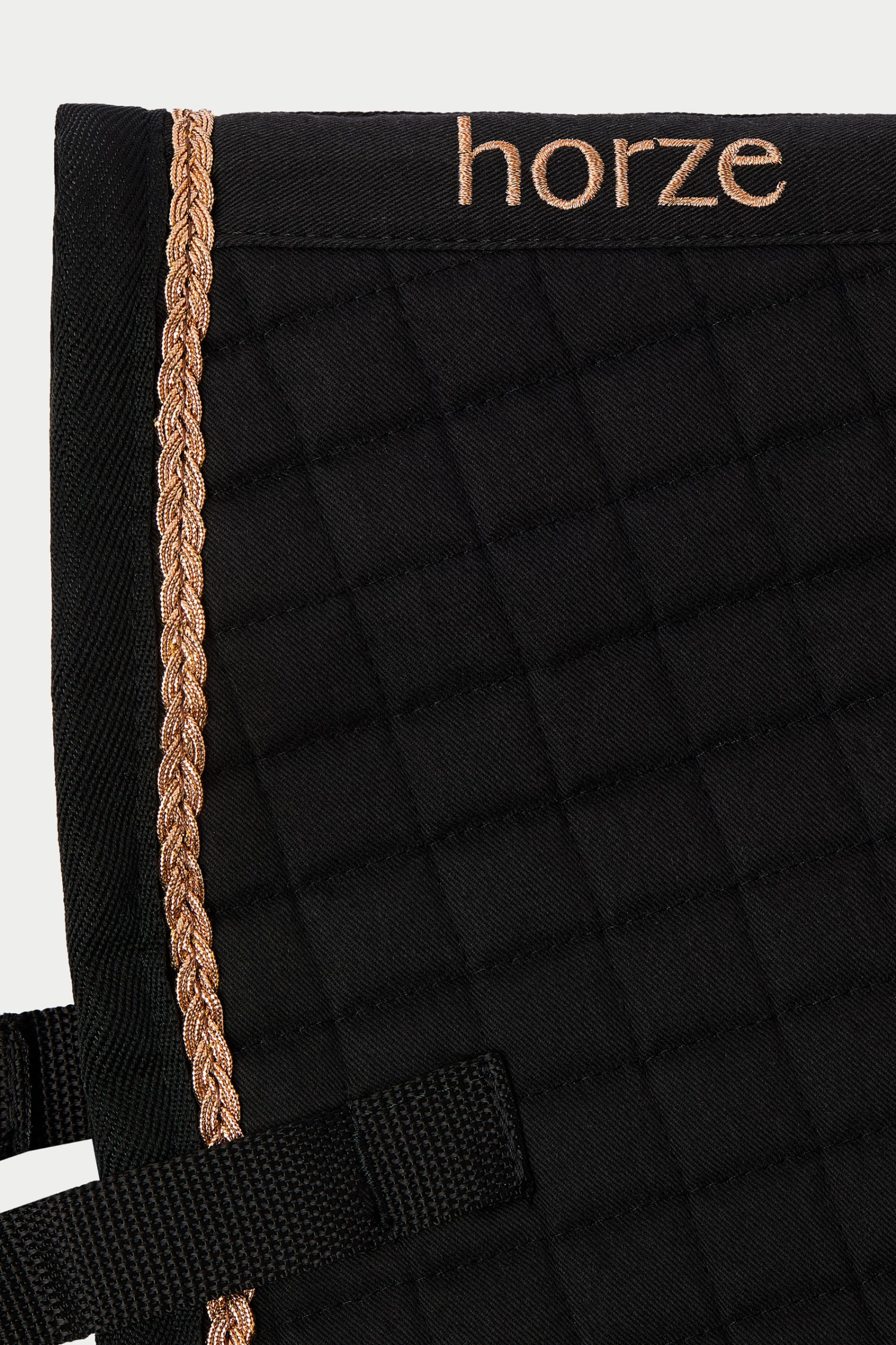 Horze Glarus Dressurschabracke Mit Metallischem Flechtdetail 7 Horze Glarus Dressurschabracke Mit Metallischem Flechtdetail – Bild 5