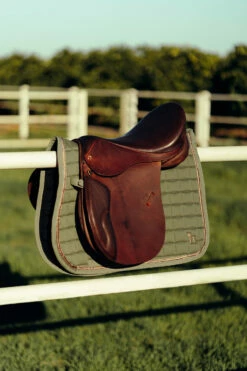 Horze Munich Vielseitigkeitsschabracke Mit Metall-Detail -Weatherbeeta Shop 17402 OVGR 4