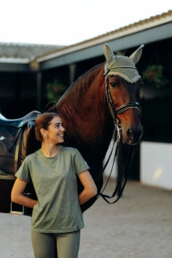 Horze Munich Fliegenhaube Mit Metall-Detail 14 Horze Munich Fliegenhaube Mit Metall-Detail -Weatherbeeta Shop 22932 OVGR 3