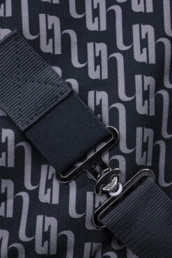 Horze Avalanche High Neck Weidedecke, 150g 28 Horze Avalanche High Neck Weidedecke, 150g -Weatherbeeta Shop 24087 590 04