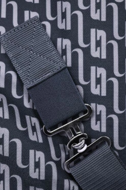 Horze Avalanche Weidedecke Mit Festem Halsteil, 150g -Weatherbeeta Shop 24089 590 04