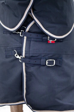 B Vertigo Georgina Weidedecke Mit Abnehmbarem Halsteil, 250g 23 B Vertigo Georgina Weidedecke Mit Abnehmbarem Halsteil, 250g -Weatherbeeta Shop 24133 VDB 03