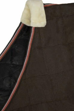 Horze Lucerne Stalldecke, 250g 9 Horze Lucerne Stalldecke, 250g -Weatherbeeta Shop 24394 080 03