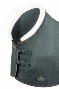 Horze Leigton Teens Collection Fleece Abschwitzdecke Mit Kunstfellkragen 7 Horze Leigton Teens Collection Fleece Abschwitzdecke Mit Kunstfellkragen -Weatherbeeta Shop 24442 UDGR 2