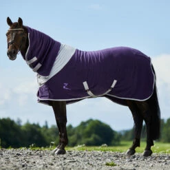 Horze Turin Fleece-Abschwitzdecke Mit Halsteil 14 Horze Turin Fleece-Abschwitzdecke Mit Halsteil -Weatherbeeta Shop 24658 PU 1