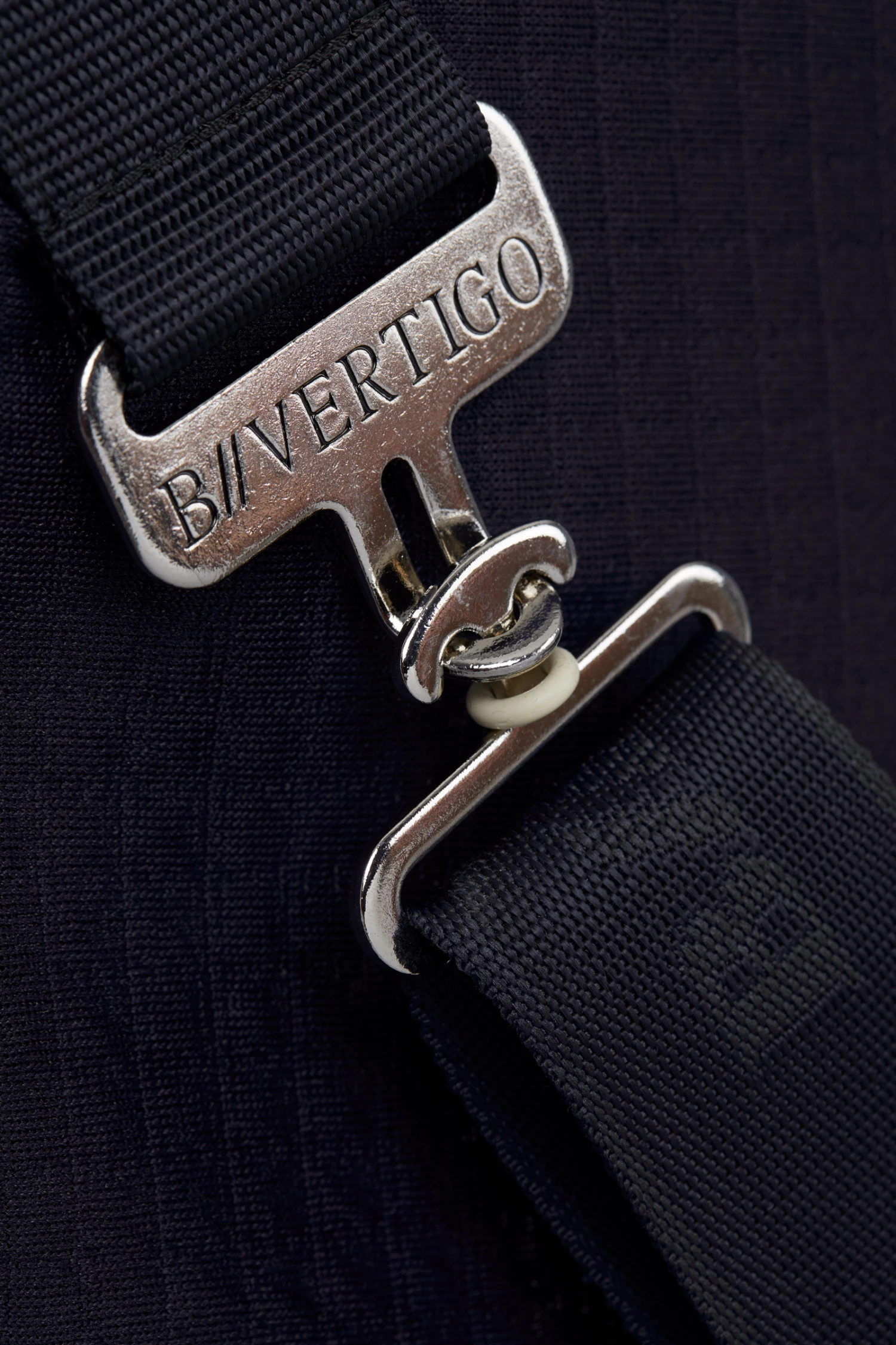 B Vertigo Cameron Funktionsdecke 6 B Vertigo Cameron Funktionsdecke – Bild 4