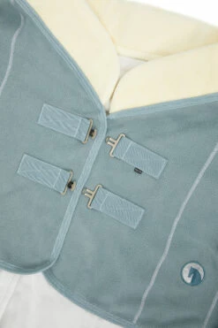 Horze Geneva Fleecedecke Mit Kunstfellkragen -Weatherbeeta Shop 24686 SIB 2