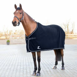 Horze Fleece Turnier Abschwitzdecke 37 Horze Fleece Turnier Abschwitzdecke -Weatherbeeta Shop 24707 VDB SI 1