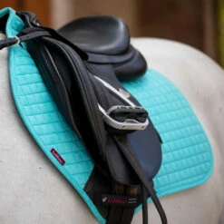 LeMieux Luxuriöse Saisonale Schabracke CC -Weatherbeeta Shop 306254 ABB 3