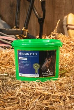 Global Herbs Veteran Plus 1kg 8 Global Herbs Veteran Plus 1kg -Weatherbeeta Shop 321488 3