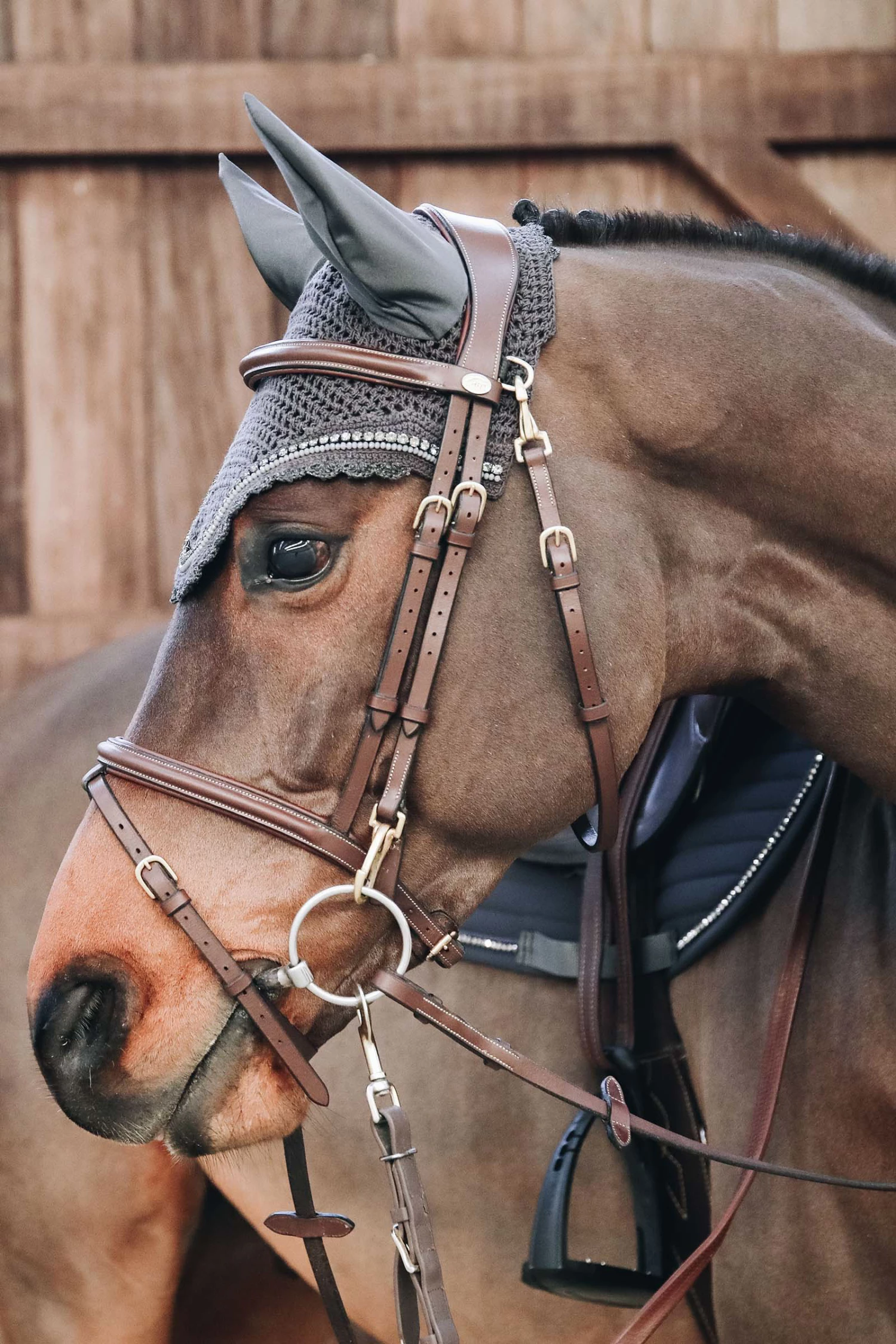 Kentucky Horsewear Stone & Pearl Soundless Fliegenhaube Lang 11 Kentucky Horsewear Stone & Pearl Soundless Fliegenhaube Lang – Bild 9