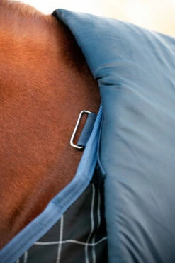 Horseware Rhino Reflectech Plus Vari-Layer Weidedecke Inkl. Abnehmbarem Halsteil, 250g 14 Horseware Rhino Reflectech Plus Vari-Layer Weidedecke Inkl. Abnehmbarem Halsteil, 250g -Weatherbeeta Shop 340959 MDB IDB 4