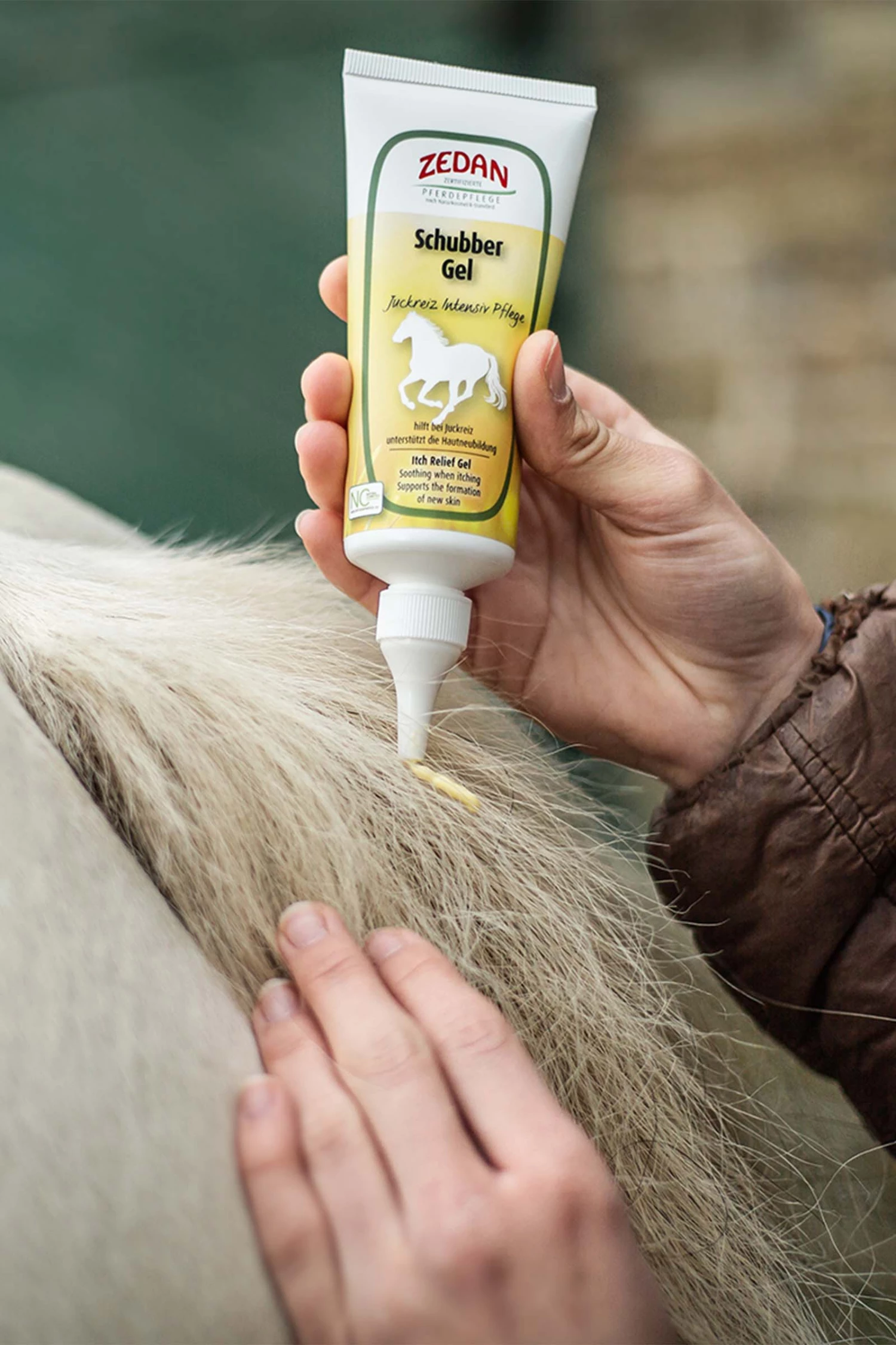 Zedan Schubber Gel Juckreiz Intensivpflege Haut, 100ml 4 Zedan Schubber Gel Juckreiz Intensivpflege Haut, 100ml – Bild 2