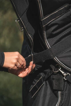 Back On Track Obsidian Weidedecke, 300g 16 Back On Track Obsidian Weidedecke, 300g -Weatherbeeta Shop 345232 BL 07