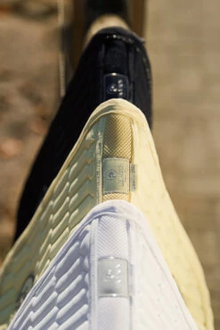 Eskadron Platinum Pure FS23 Softshell Avantgarde Dressurschabracke 11 Eskadron Platinum Pure FS23 Softshell Avantgarde Dressurschabracke -Weatherbeeta Shop 345492 WH 02